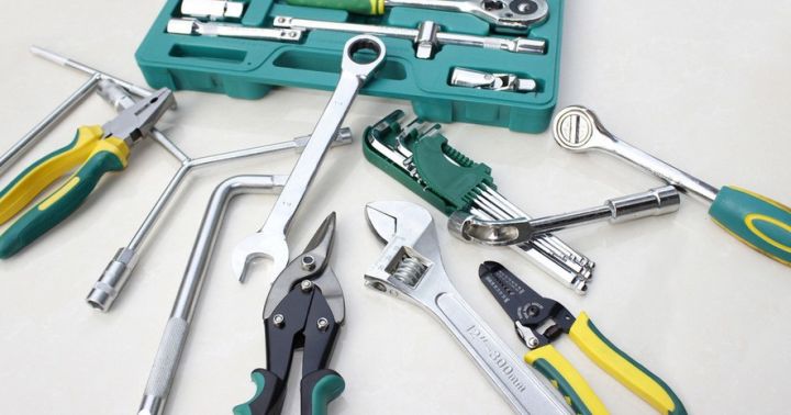 五金行业市场需求浅析 发展现状与趋势，兼论照相机及器材销售